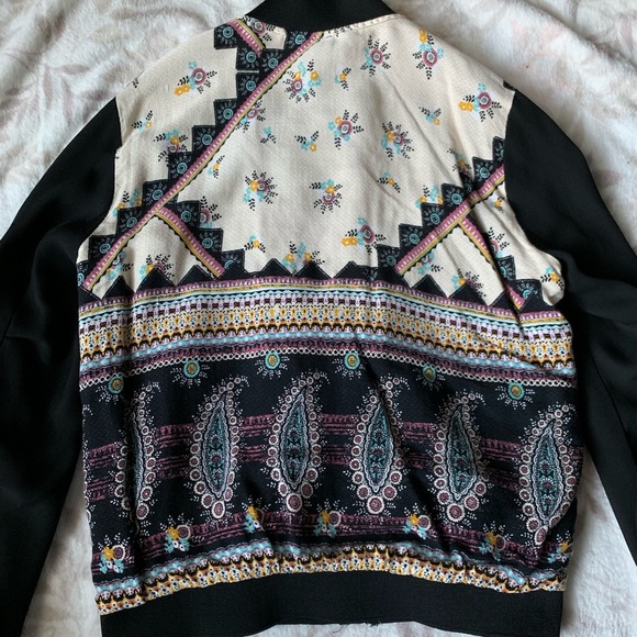 Patterned jacket - Picture 2 of 2